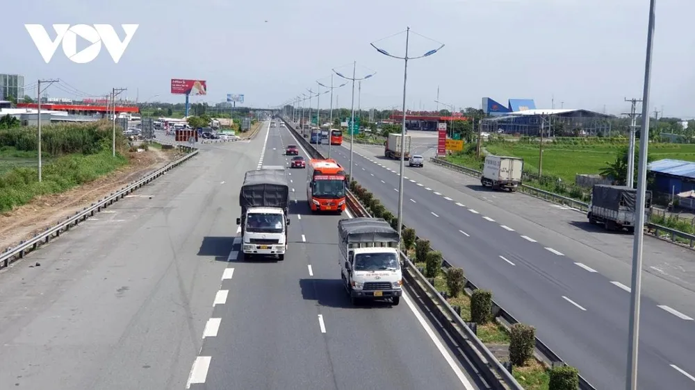 Xuất nhập khẩu, logistics áp lực gia tăng chi phí 