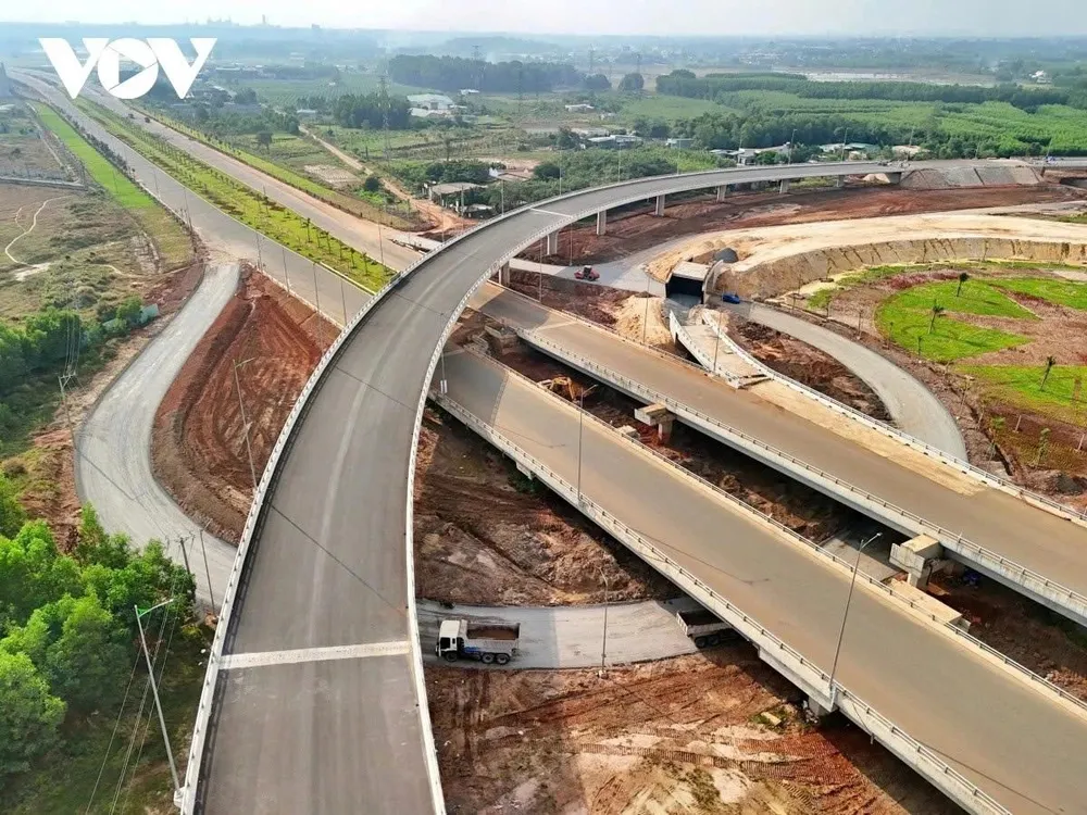 Một đoạn tuyến cao tốc Biên Hoà - Vũng Tàu đã hoàn thành.