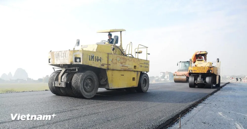 Giá nguyên vật liệu xây dựng 'leo thang' nhiều công trình kêu cứu