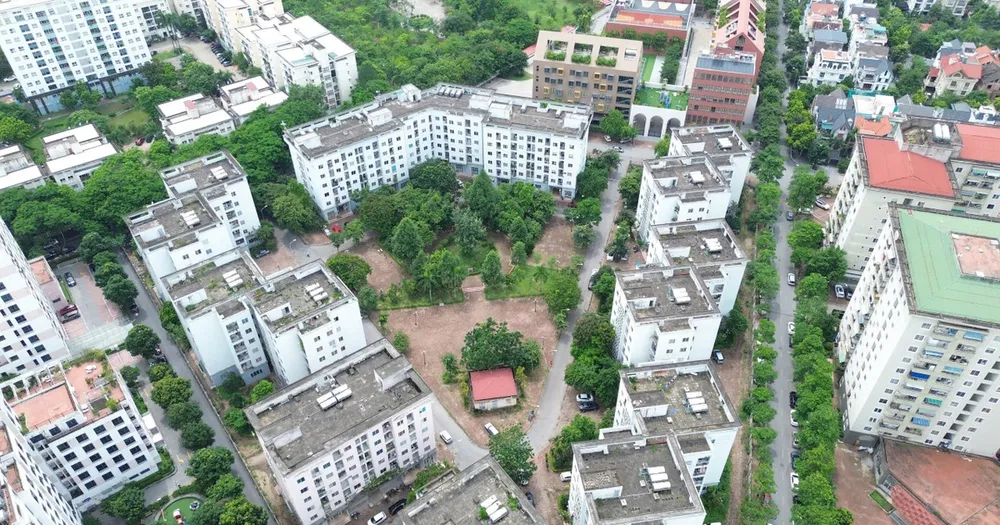 Nhà ở xã hội là nhu cầu cấp thiết của người dân có thu nhập thấp. (Ảnh: Khánh Hùng/Vietnam+) 