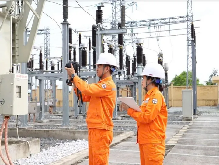 Đề xuất áp khung giờ điện cao điểm ngay tháng 6