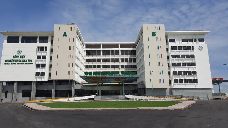 Bệnh viện Sản-Nhi Sóc Trăng.