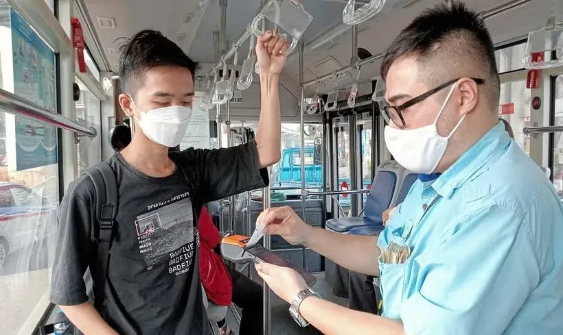 Hà Nội hiện đại hóa hệ thống vé xe buýt