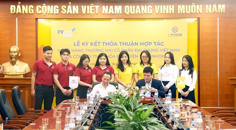 PVcomBank và Công ty TNHH Hóa đơn điện tử M-invoice ký kết Thỏa thuận hợp tác toàn diện.