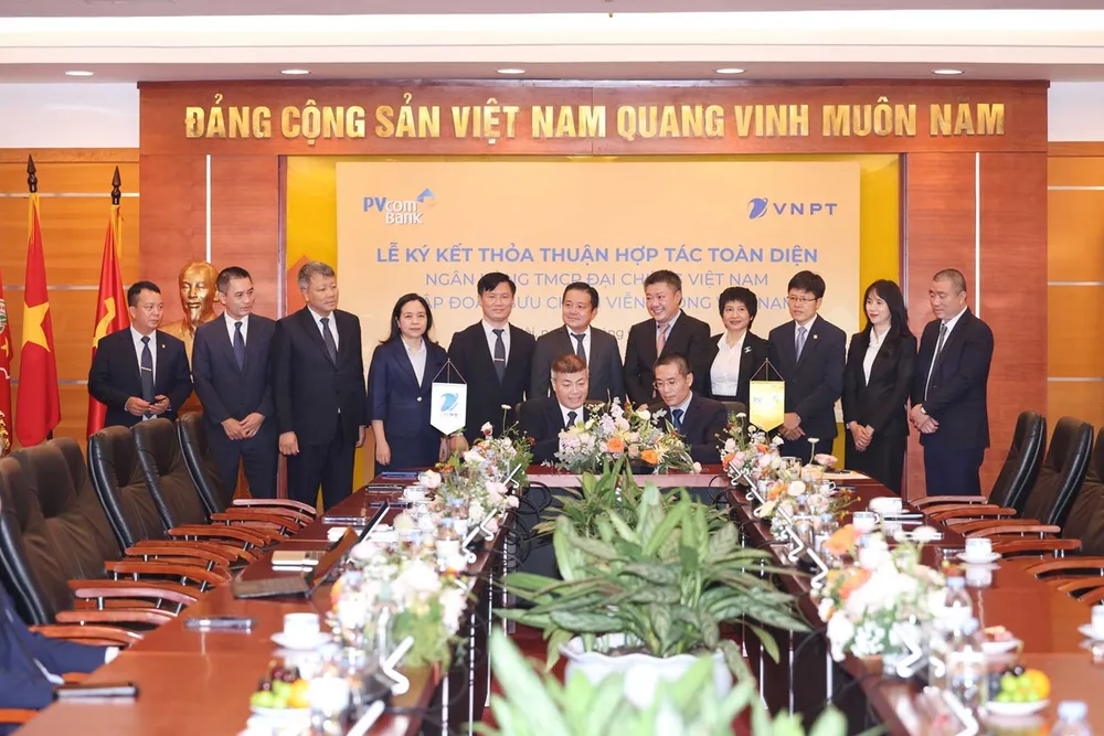 PVCbank12.jpg