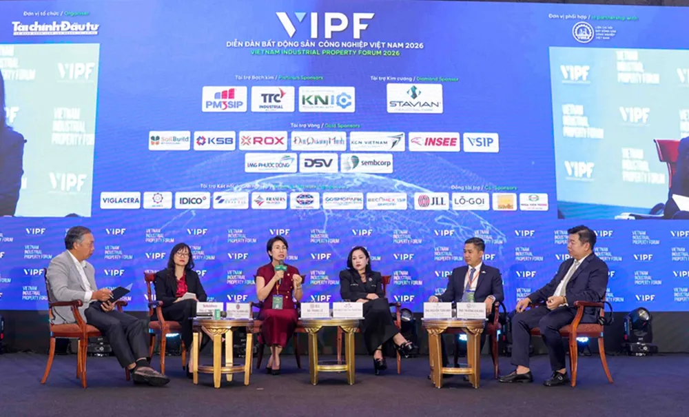 Quang cảnh Diễn đàn Bất động sản công nghiệp Việt Nam (VIPF) lần thứ 6 - năm 2026 được tổ chức với sự phối hợp của Báo Tài chính - Đầu tư và Liên Chi hội Bất động sản công nghiệp Việt Nam. 
