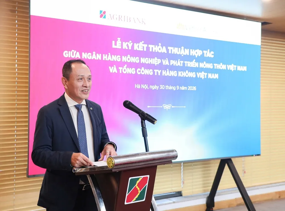Agribank Vietnam Airlines 13.jpg