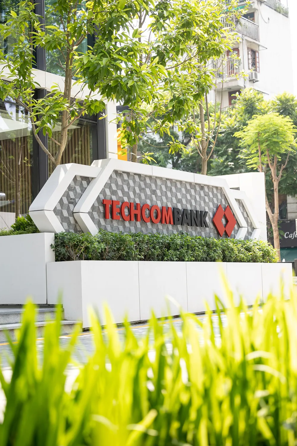 Tòa nhà Techcombank 1.jpg
