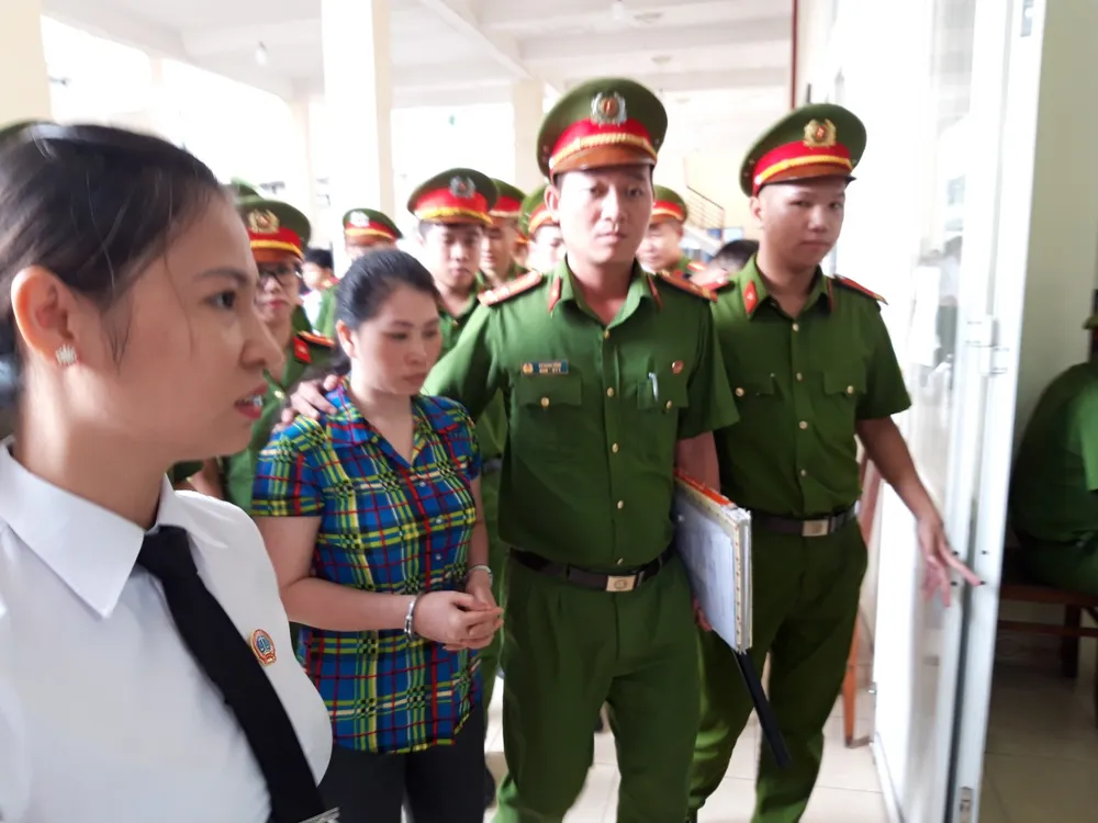 Xét xử sơ thẩm vụ án vợ giết chồng rồi phân xác phi tang ở Bình Dương ảnh 1