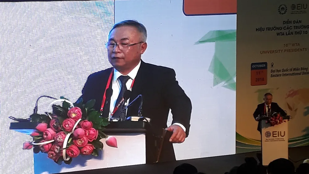 TS Nguyễn Văn Phúc, Hiệu trưởng EIU phát biểu khai mạc diễn đàn