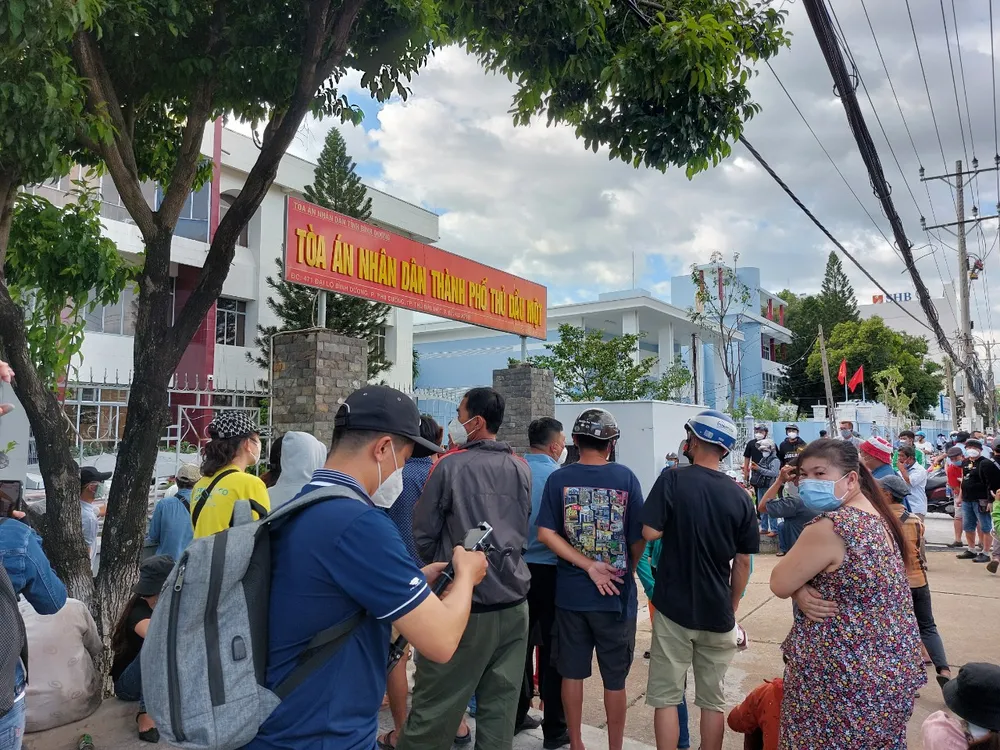 Bình Dương: Đề nghị xác minh, xử lý vi phạm quyền tác nghiệp của nhà báo ảnh 1