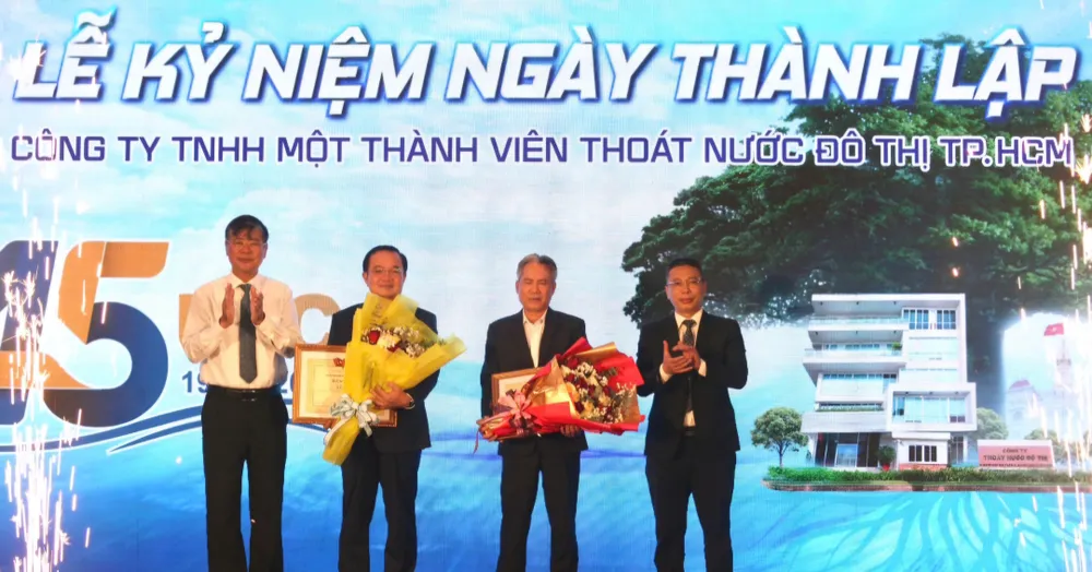 Công ty TNHH MTV Thoát nước đô thị TPHCM kỷ niệm 45 năm thành lập 