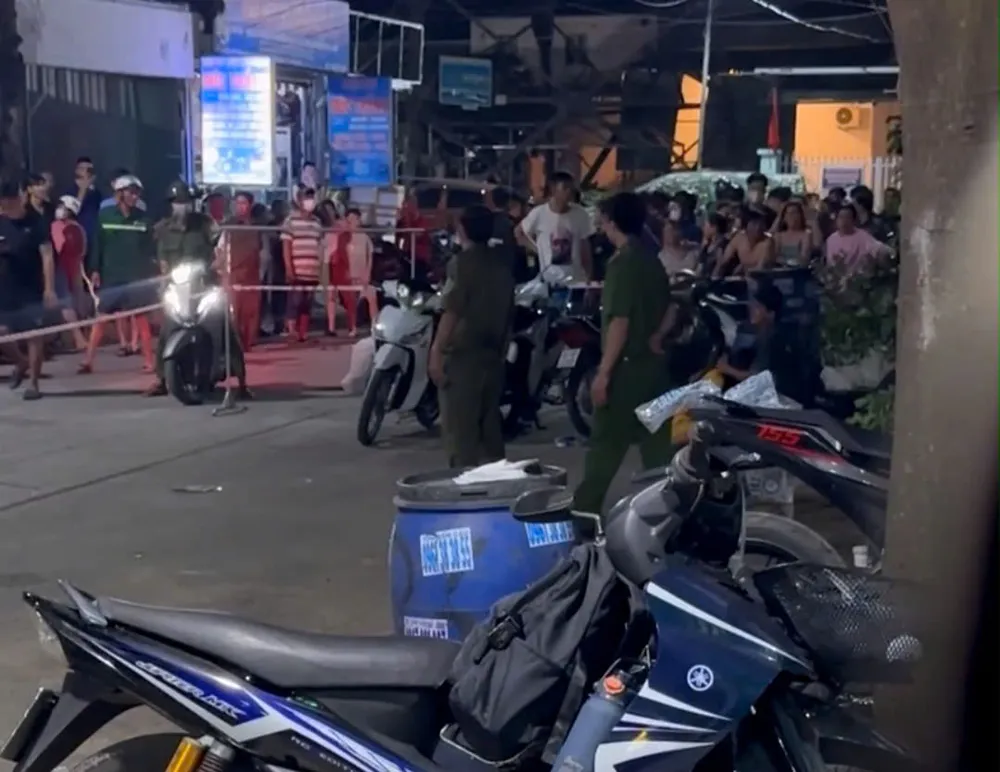 Lực lượng công an phong tỏa hiện trường vụ việc