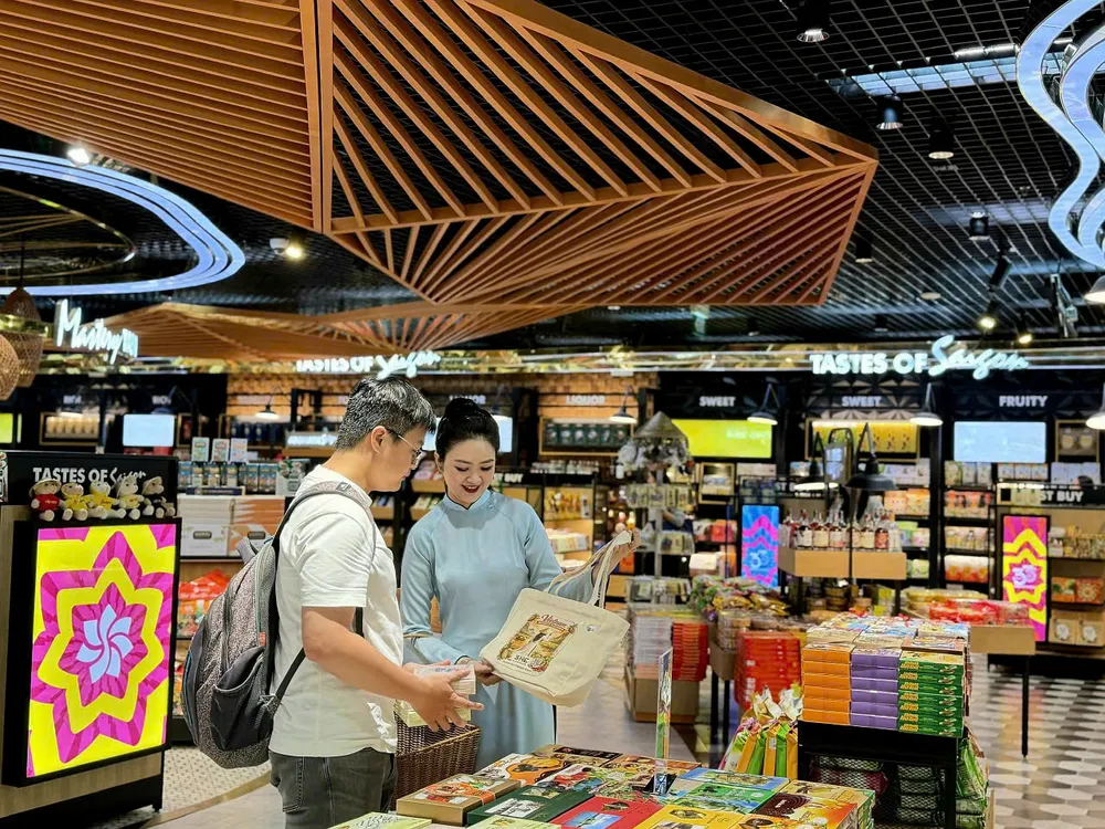 Tại SASCO Shop, hành khách tìm thấy những món quà nhỏ mang ý nghĩa lớn, đậm chất văn hóa đất nước, vùng miền Việt Nam_H3 jpg.jpg