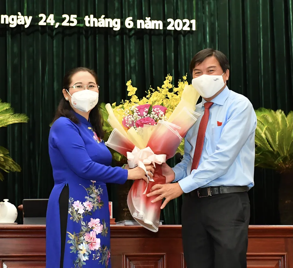Đại biểu HĐND TPHCM trong kỳ họp thứ nhất khóa X nhiệm kỳ 2021-2026 ảnh 14