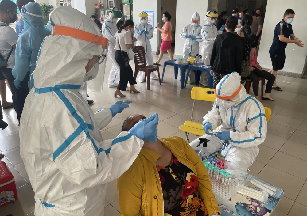 Hóc Môn siết chặt biện pháp phòng, chống dịch Covid-19 từ ngày 2-7 ảnh 1