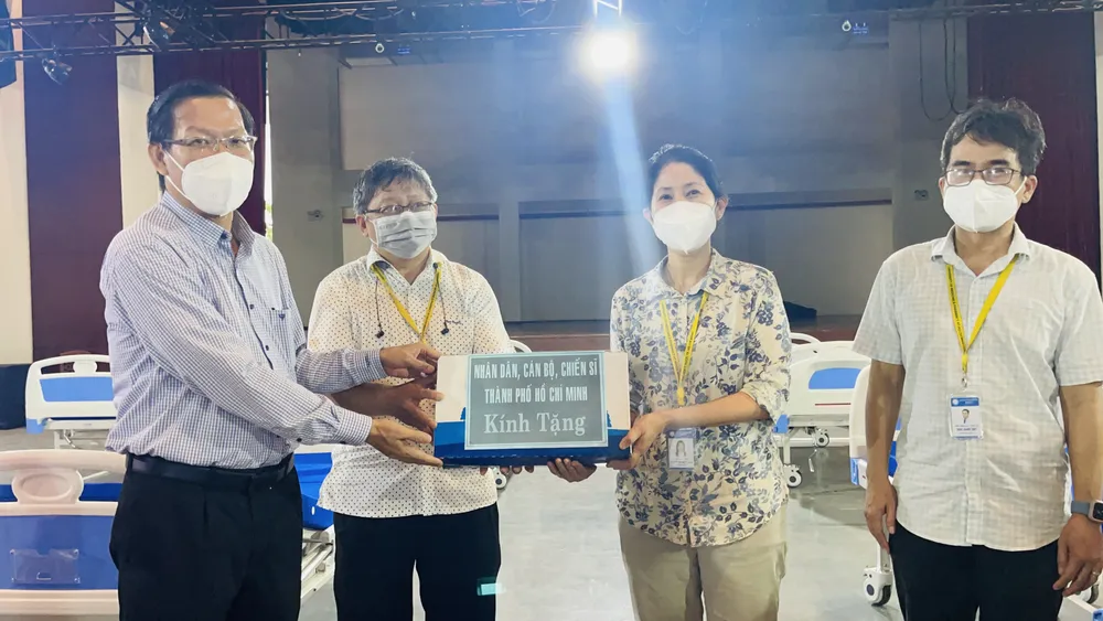 Phó Bí thư Thường trực Thành ủy TPHCM Phan Văn Mãi: Xây dựng cộng đồng an toàn và không Covid-19 ảnh 7