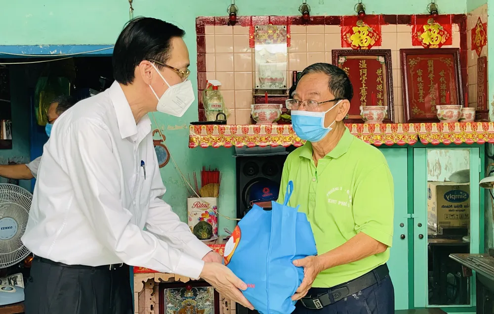 Ghi nhận sự đóng góp của người dân tham gia tự quản chốt bảo vệ “vùng xanh” ảnh 1