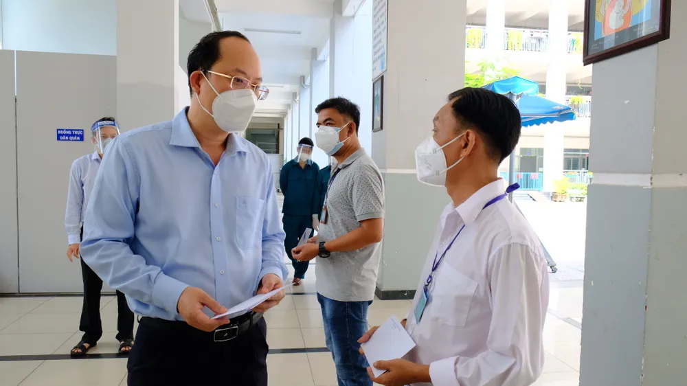 Chăm lo hỗ trợ nhu yếu phẩm phải đúng nhu cầu người dân ảnh 5