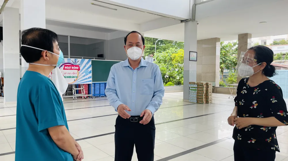 Chăm lo hỗ trợ nhu yếu phẩm phải đúng nhu cầu người dân ảnh 2