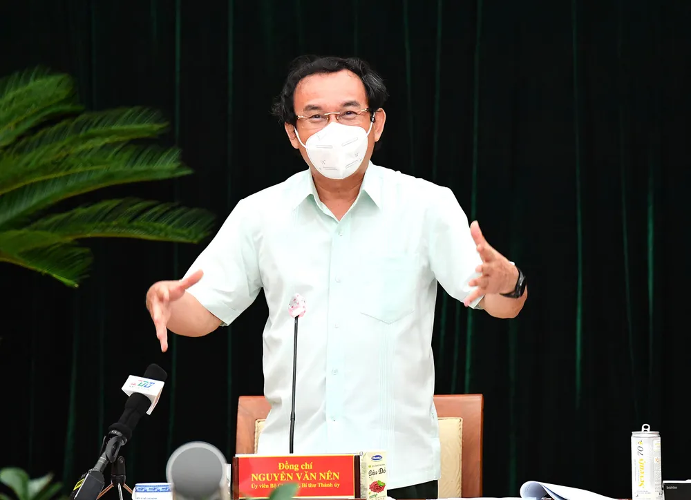 Bí thư Thành ủy TPHCM Nguyễn Văn Nên: An toàn để sản xuất, sản xuất phải an toàn ảnh 2