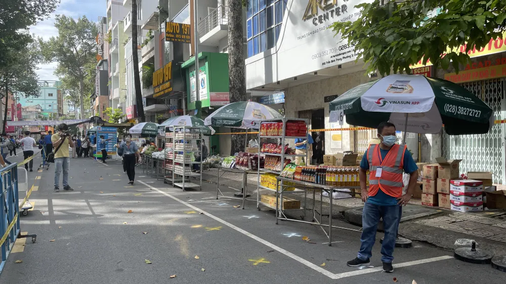 Quận 5 cơ bản kiểm soát được dịch Covid-19 ảnh 3