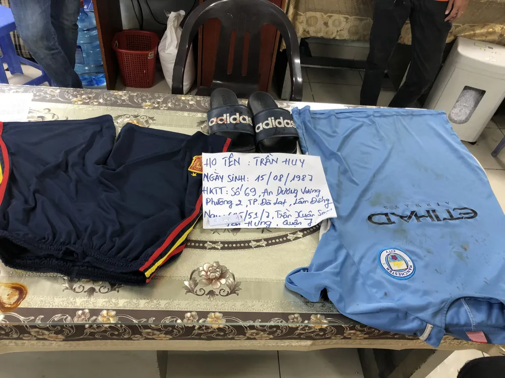 Vụ án mạng ở quận 7: Bàn giao cho Công an TPHCM điều tra ảnh 2