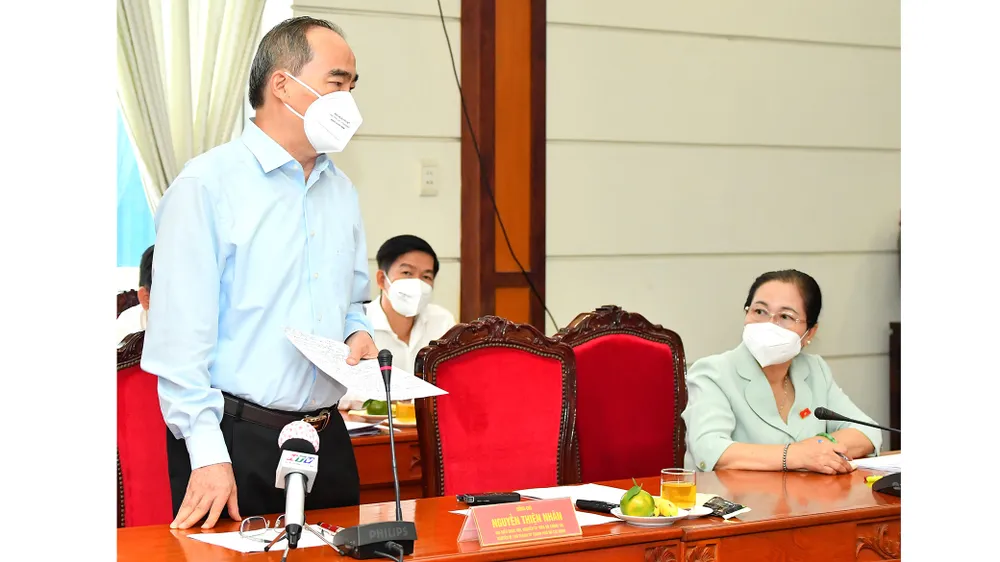 TPHCM bảo vệ sức khoẻ người dân, “sức khoẻ” doanh nghiệp ảnh 1