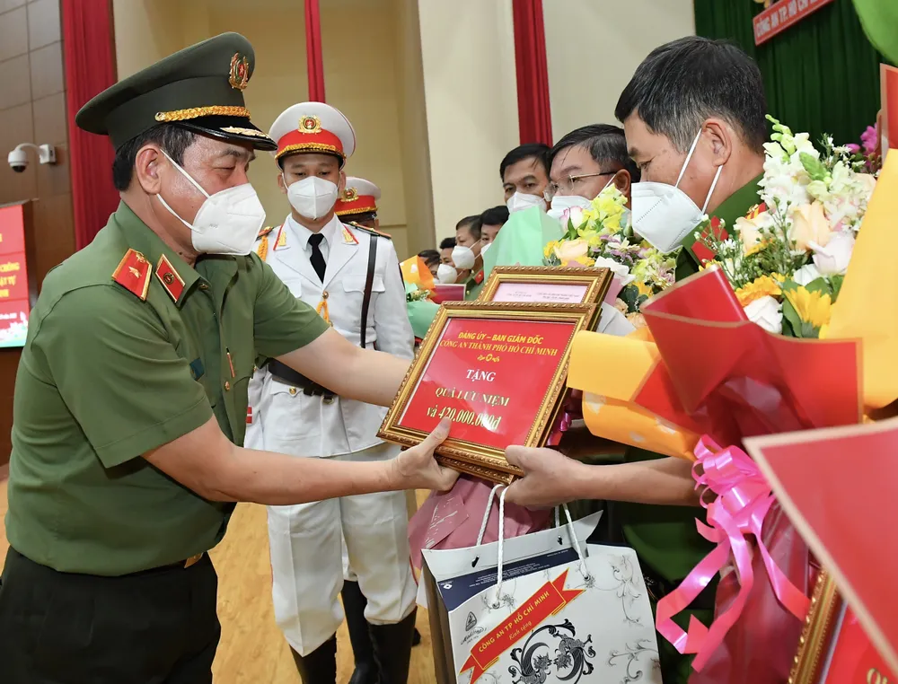 Giám đốc Công an TPHCM: Lực lượng công an không có tư tưởng nghỉ ngơi, buông lỏng ảnh 3