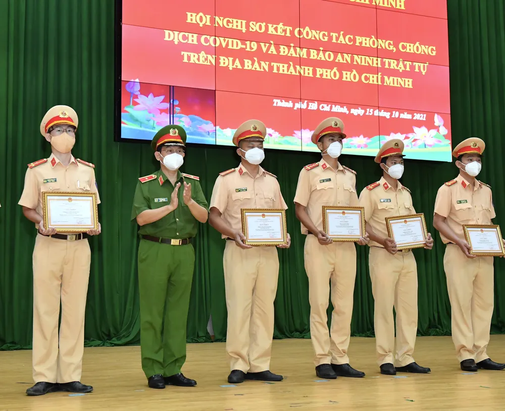 Giám đốc Công an TPHCM: Lực lượng công an không có tư tưởng nghỉ ngơi, buông lỏng ảnh 5