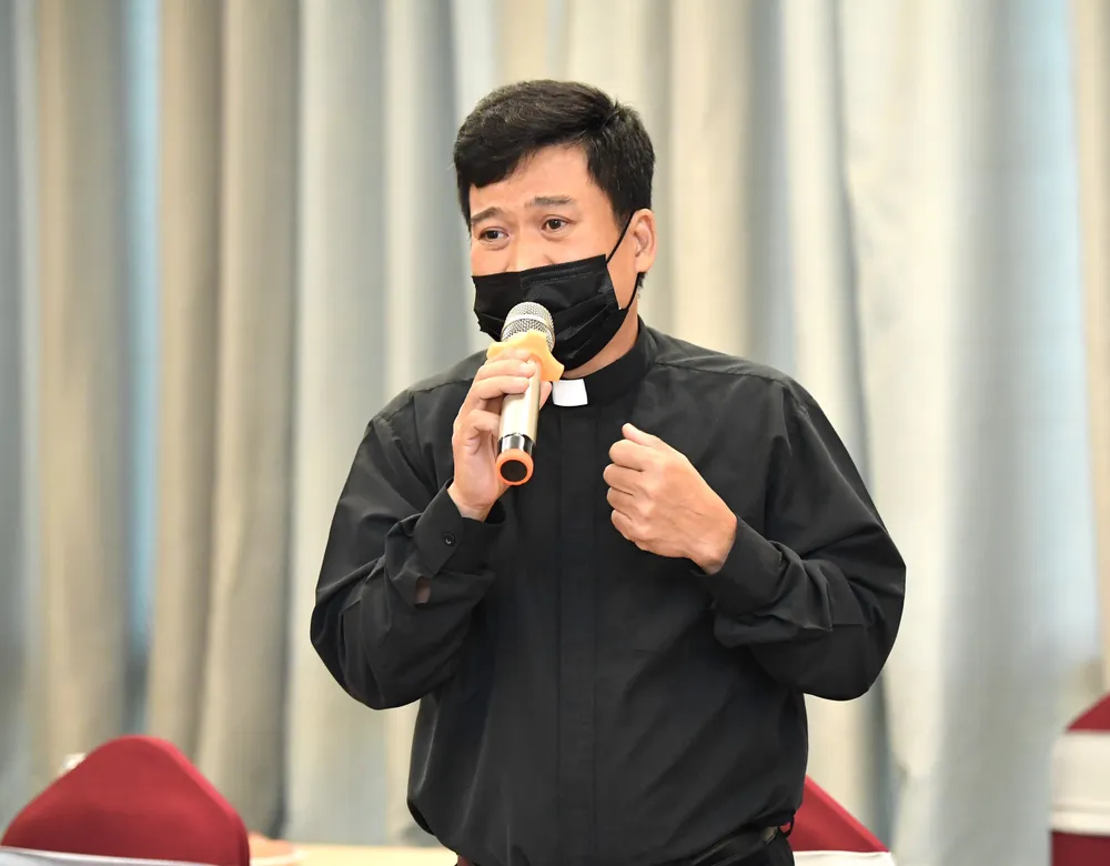 Đại biểu HĐND TPHCM đề nghị có ngày tưởng niệm người qua đời vì Covid-19 ảnh 4