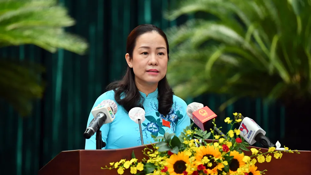 Đại biểu HĐND TPHCM đề nghị có chính sách thu hút nhân tài cho y tế cơ sở ảnh 1