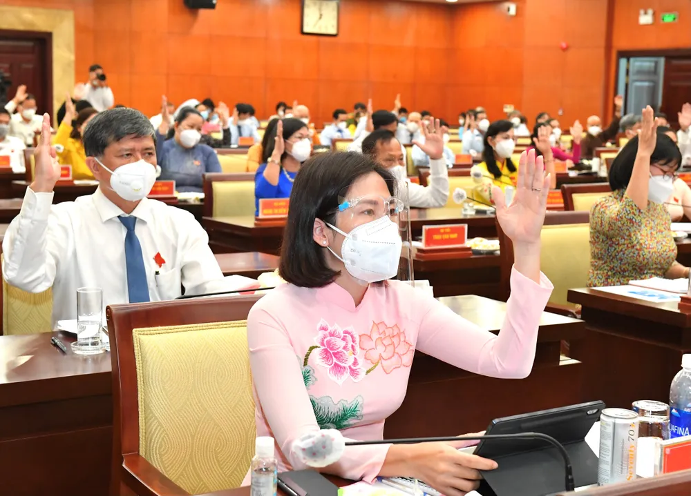 Chủ tịch HĐND TPHCM Nguyễn Thị Lệ: Đồng tâm hiệp lực đưa TPHCM trở lại nhịp sống sôi động ảnh 2