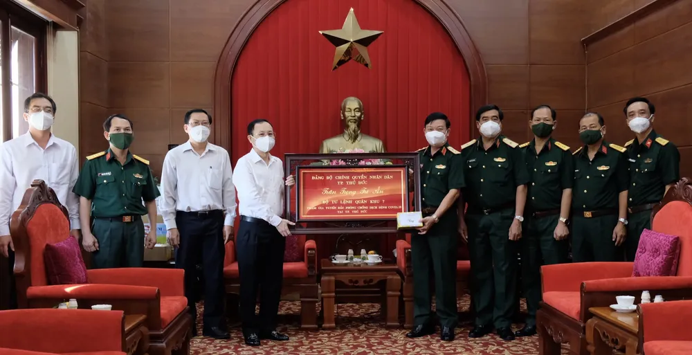 TP Thủ Đức tri ân lực lượng vũ trang hỗ trợ phòng chống dịch Covid-19 ảnh 1