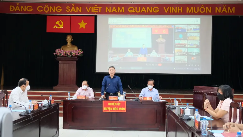 Bí thư huyện Hóc Môn: Nhiệm vụ bảo vệ thành quả chống dịch Covid-19 hết sức nặng nề ảnh 1