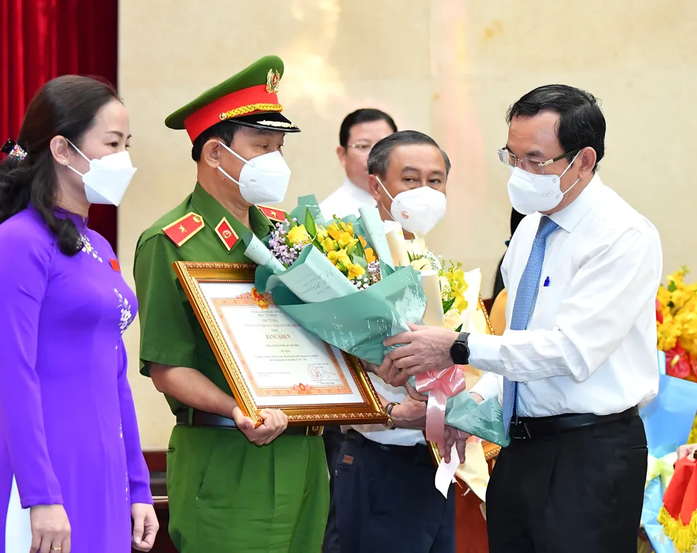 Bí thư Thành ủy TPHCM Nguyễn Văn Nên: Hiện thực hóa khát khao hồi phục và phát triển TPHCM ảnh 3