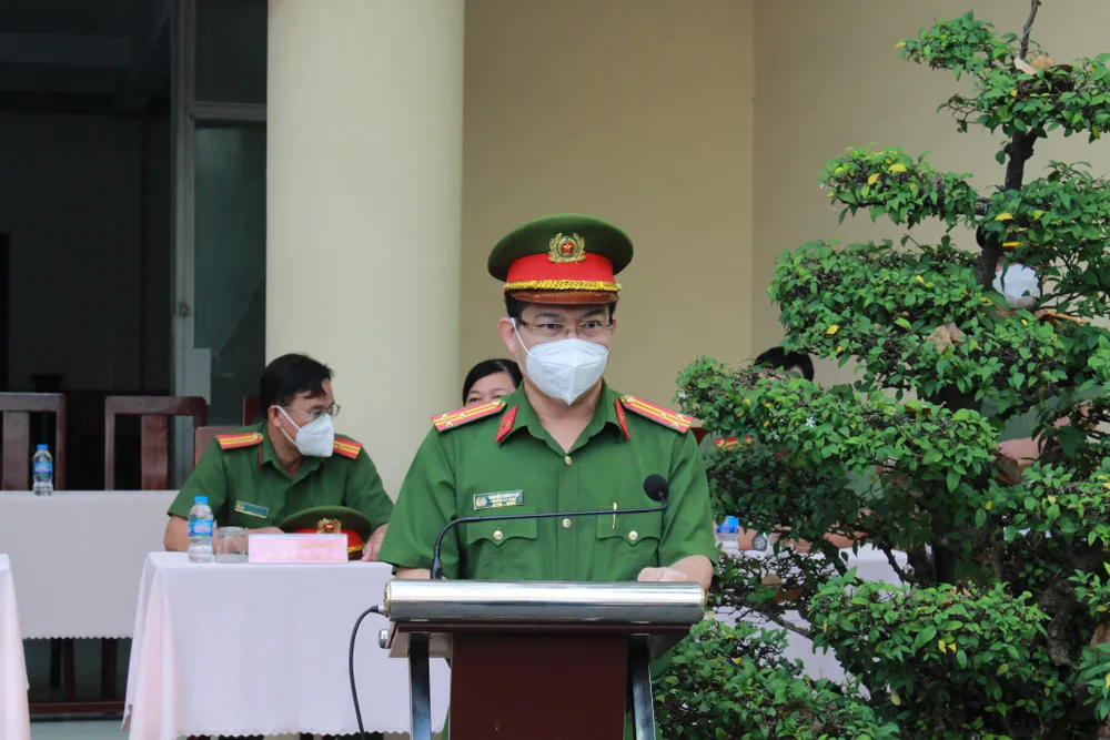 Xử lý nghiêm tập thể, cá nhân để tội phạm lộng hành trên địa bàn ảnh 8