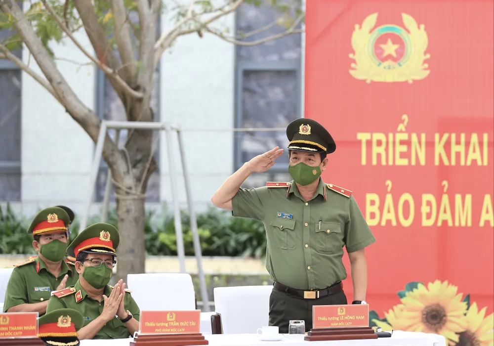 Xử lý nghiêm tập thể, cá nhân để tội phạm lộng hành trên địa bàn ảnh 4