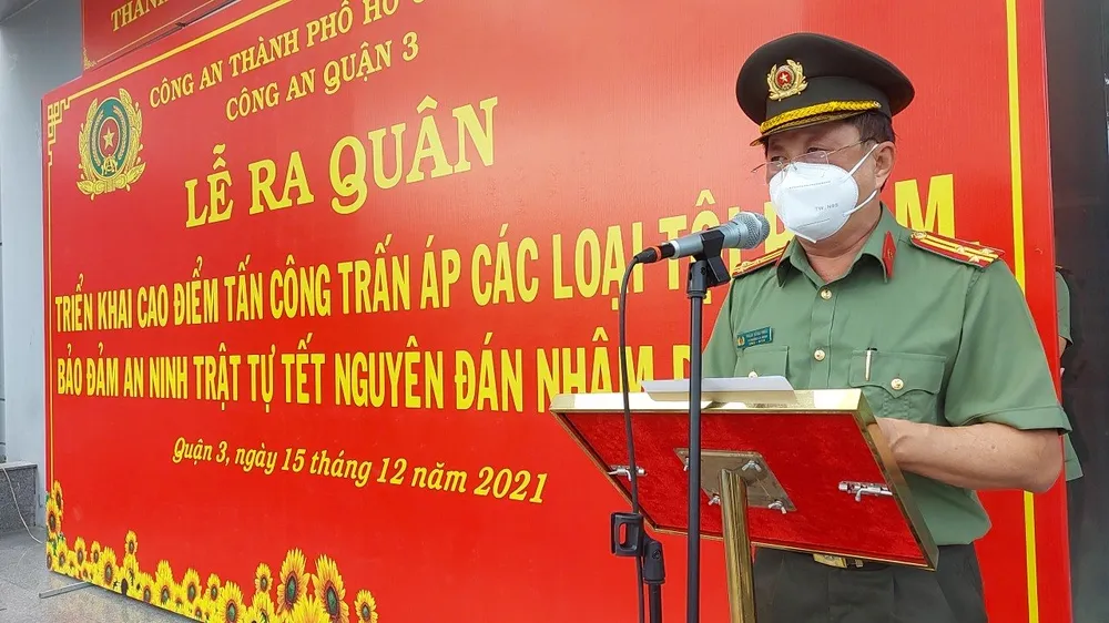 Xử lý nghiêm tập thể, cá nhân để tội phạm lộng hành trên địa bàn ảnh 7