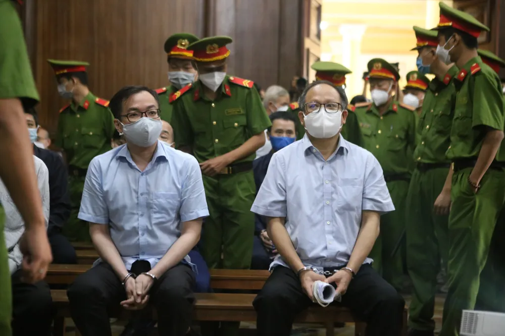 Ông Tất Thành Cang phủ nhận có hưởng lợi trong vụ chuyển nhượng 9 triệu cổ phần cho Công ty Nguyễn Kim ảnh 1