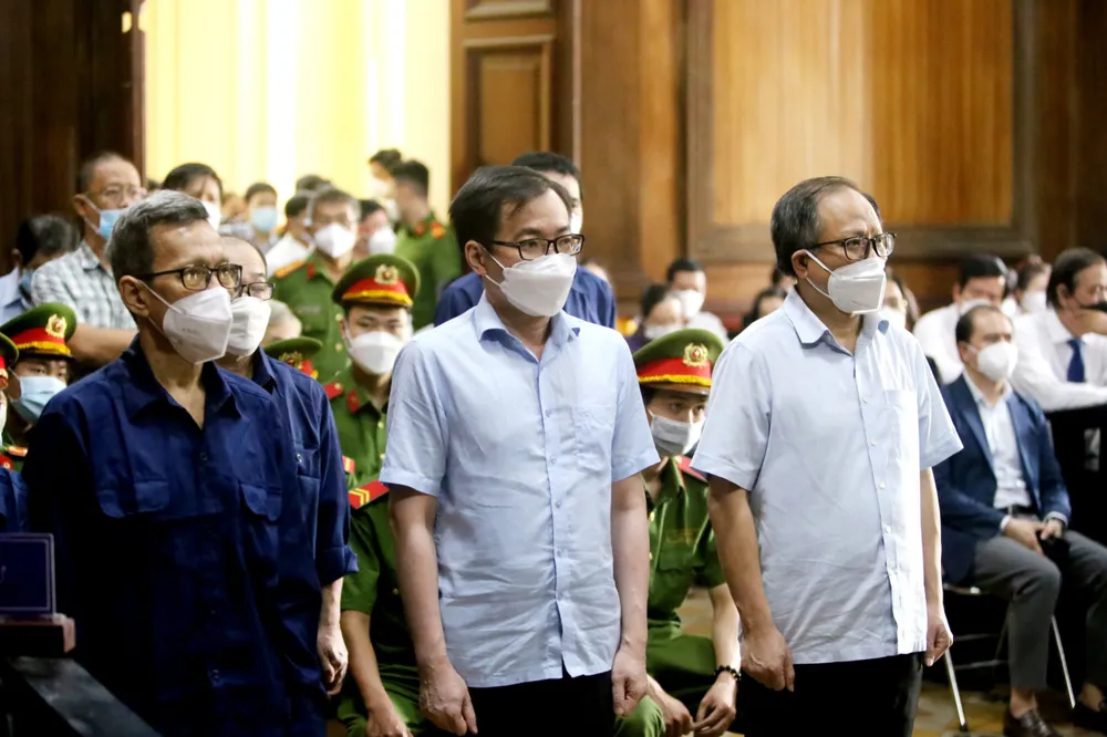 Bị cáo Tất Thành Cang lãnh 10 năm tù ảnh 1