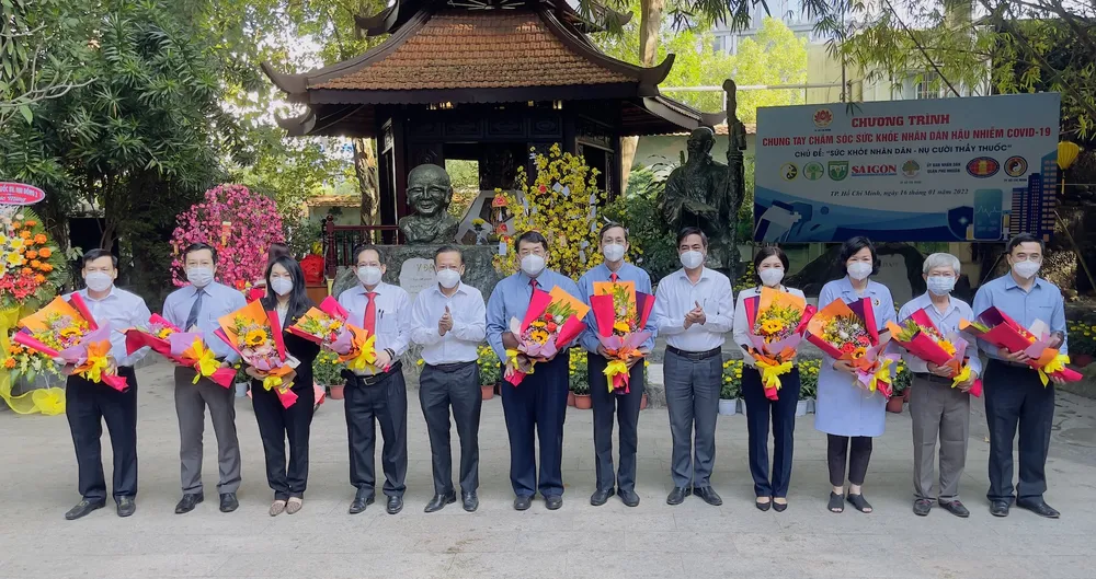 Chung tay chăm sóc sức khỏe người dân hậu nhiễm Covid-19 ảnh 3