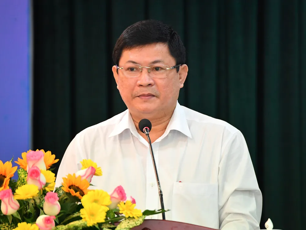 TPHCM tăng cường cán bộ trẻ về cơ sở ảnh 2