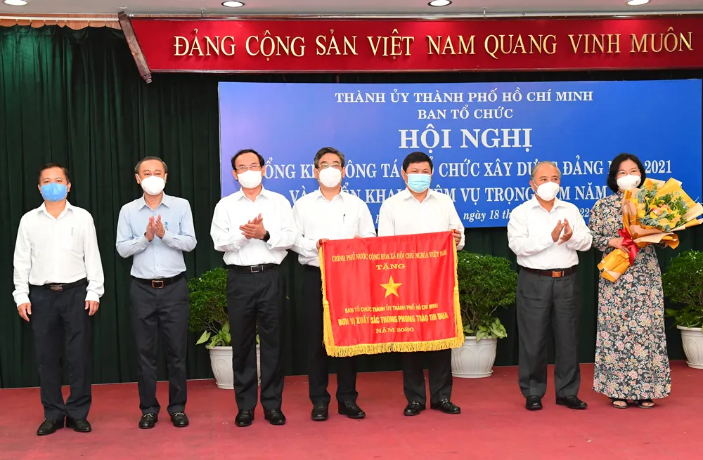 Bí thư Thành ủy TPHCM Nguyễn Văn Nên: Tiếp tục quan tâm tạo nguồn cán bộ trẻ, cán bộ nữ ảnh 2