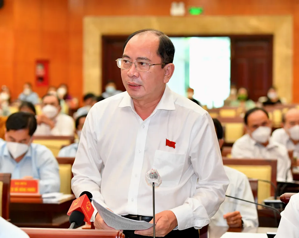 Đại biểu HĐND TPHCM quan tâm đến chính sách hỗ trợ tình nguyện viên tham gia chống dịch ảnh 3