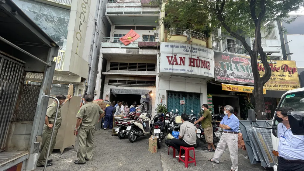 Cưỡng chế những người “ở nhờ” không chịu trả nhà ảnh 2