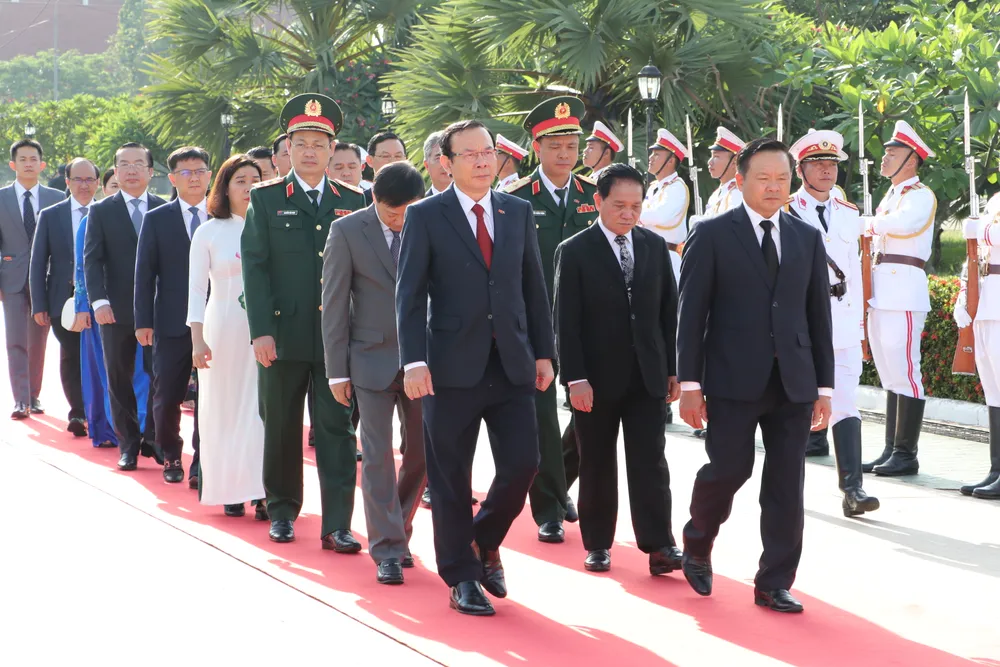 Chuyến thăm và làm việc của đoàn đại biểu cấp cao TPHCM tại Lào thành công tốt đẹp ảnh 29