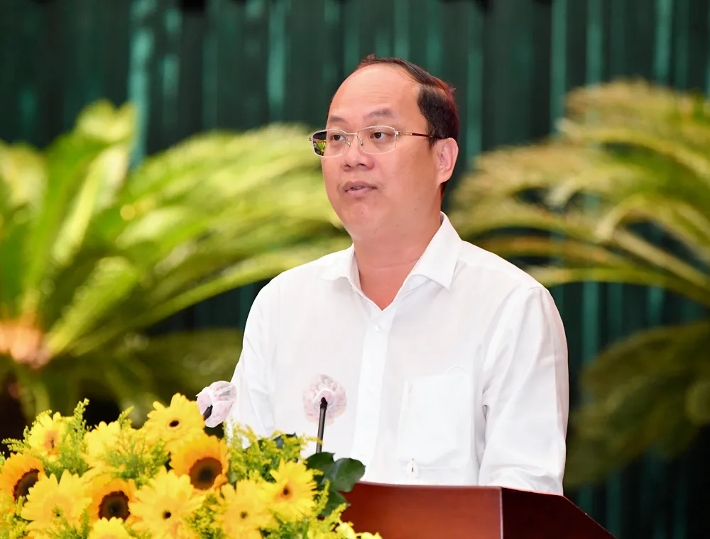 Thành ủy TPHCM quán triệt, triển khai về khuyến khích và bảo vệ cán bộ năng động, sáng tạo vì lợi ích chung ảnh 1