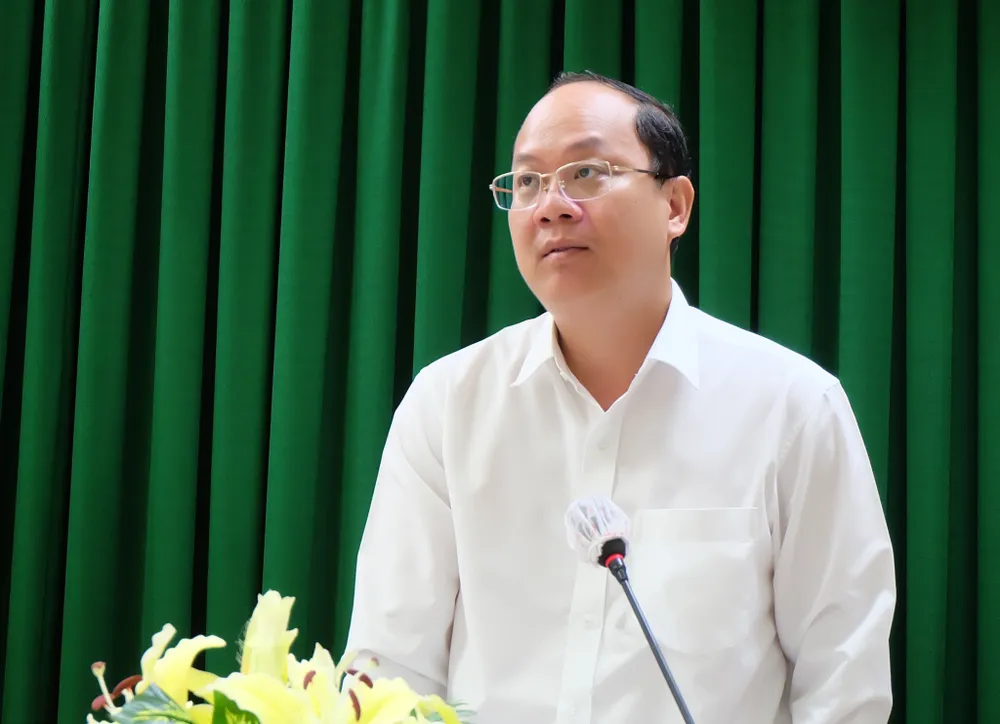 Tìm giải pháp khuyến khích và bảo vệ cán bộ năng động, sáng tạo vì lợi ích chung ảnh 1