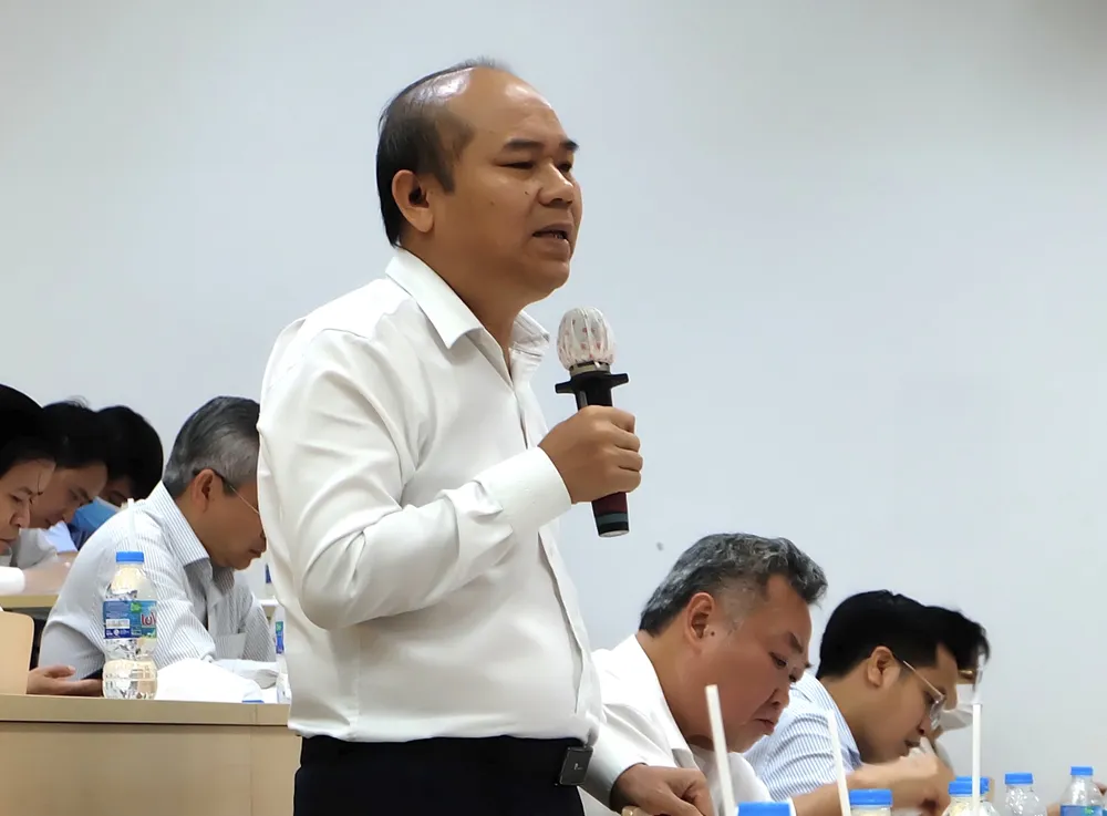 Tìm giải pháp khuyến khích và bảo vệ cán bộ năng động, sáng tạo vì lợi ích chung ảnh 3